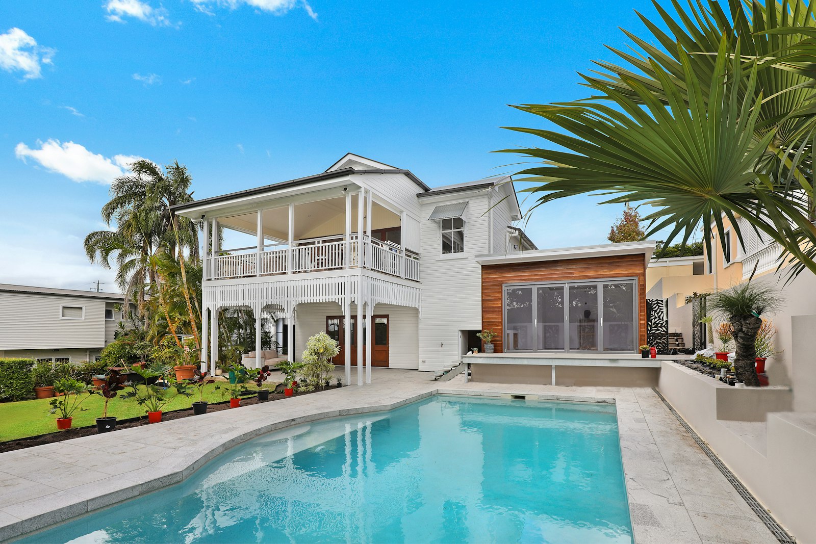Kata Bay Residences